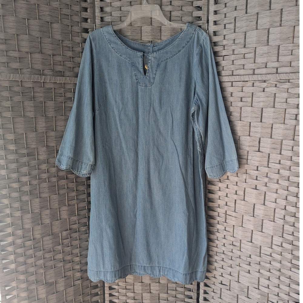 Talbots Denim Shift Dress Light Wash Scallop Hem Heart Charm Chambray 16P Boho